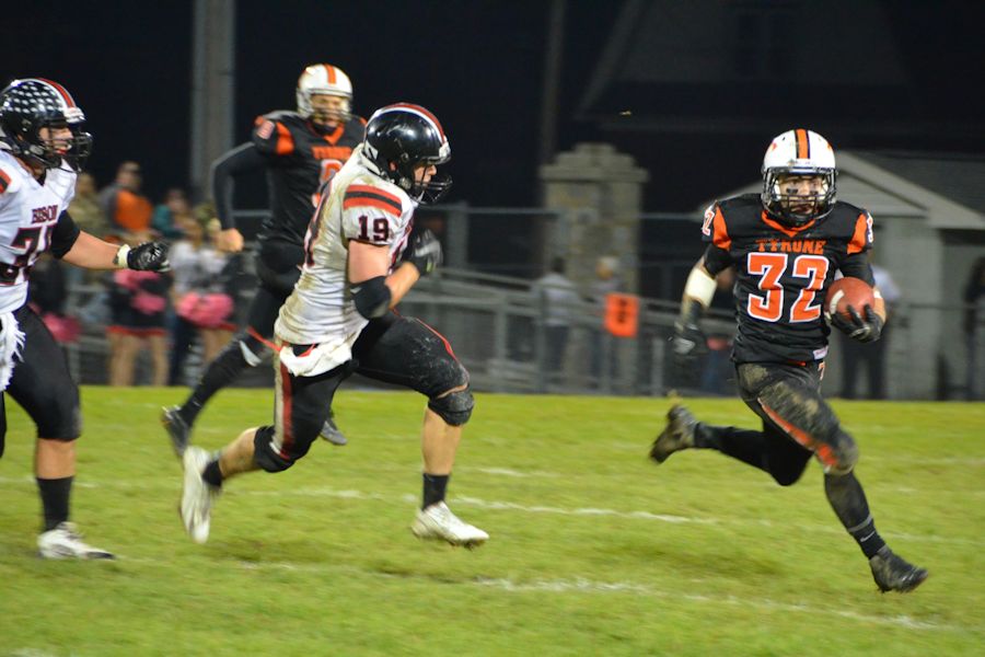 Tyrone suffers first loss of season to Clearfield, 26-14