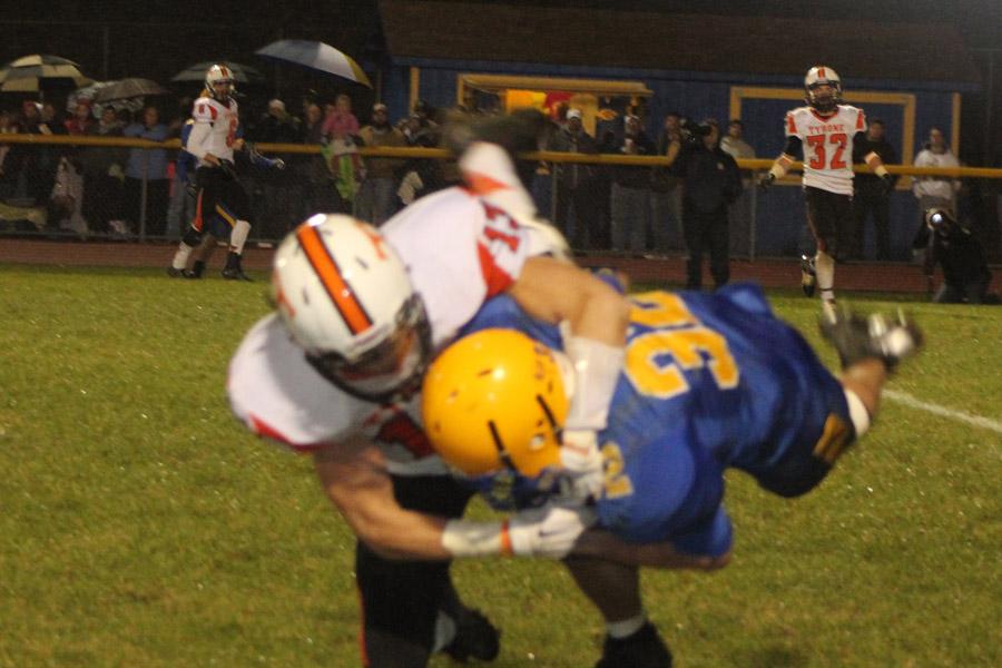 Nick Getz making the tackle