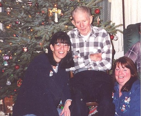 L-R: Hayden Walk on Christmas Day 2003 with his daughters (L-R) Connie Shaffer and Denise Crispell.  