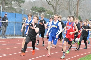 Tyrone and Bellwood boys track run to a 75-75 tie