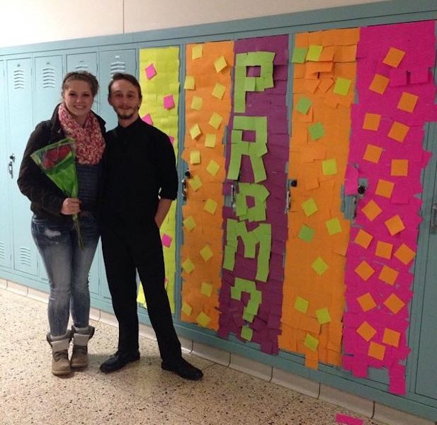 Conner Stroud and Naomi Walk with their promposal