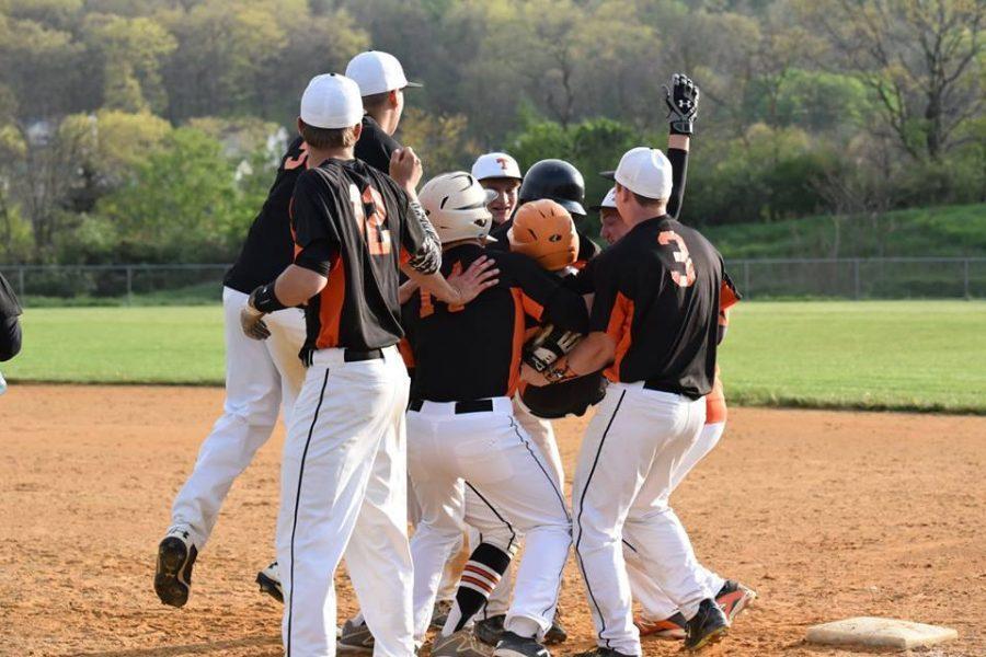 Tyrone Baseball Goes Back-to-Back with Win Over Mount Union