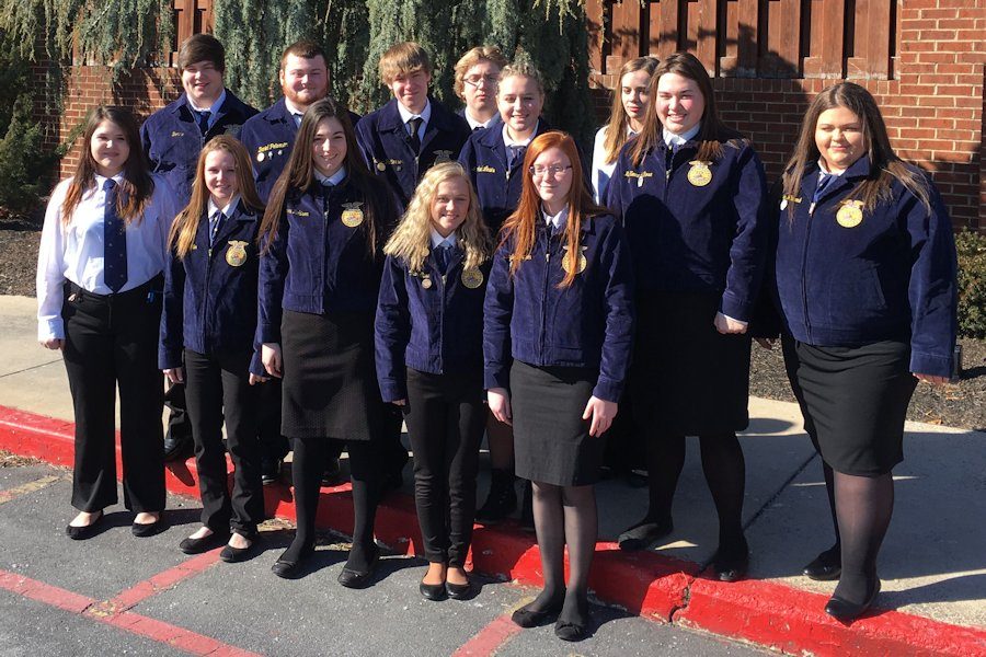 Back row left to right: Donnie Lingenfelter, Daniel Peterson, Zach Patterson, Hunter Reese, Lexi Kagarise, Kaylee Updike, MaKenna LaRosa, and Jacey Whitcomb
Front row left to right: Megan Markel, Haley Miller, Sierra Robsion, Chloe Case, and Skyler Thompson