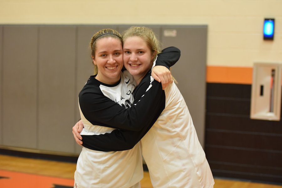 Seniors Kasey Engle and Alexis Cannistraci
