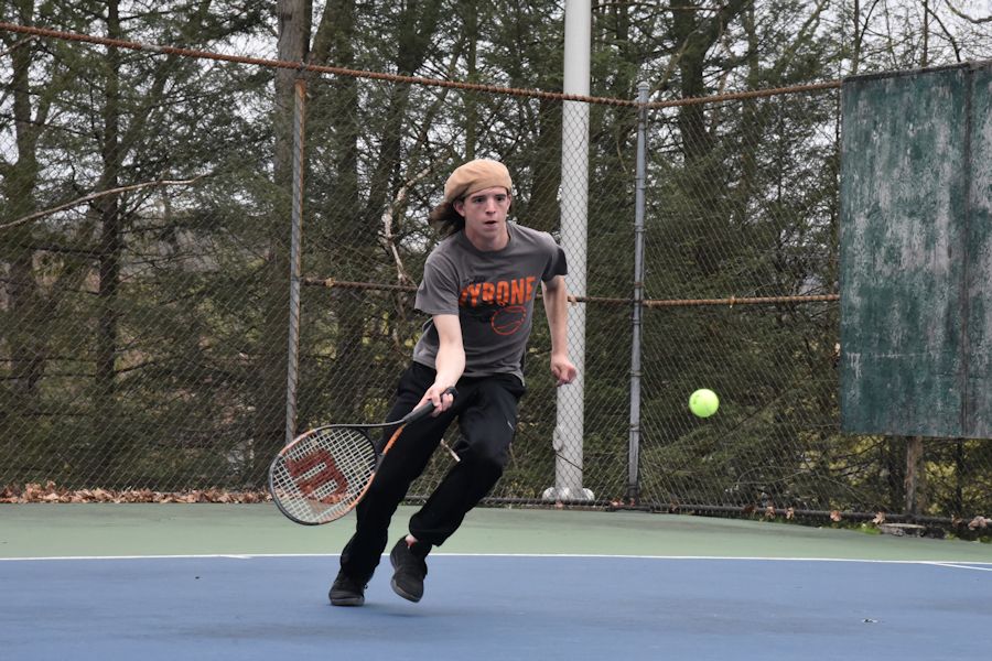 Boys Tennis Prepares For Districts With an Improved Record