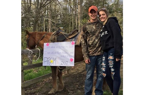 Eagle Eye Promposal Contest: Horsing Around