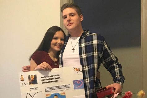 eagle eye promposal contest to bee or not to bee - fortnite puns for prom