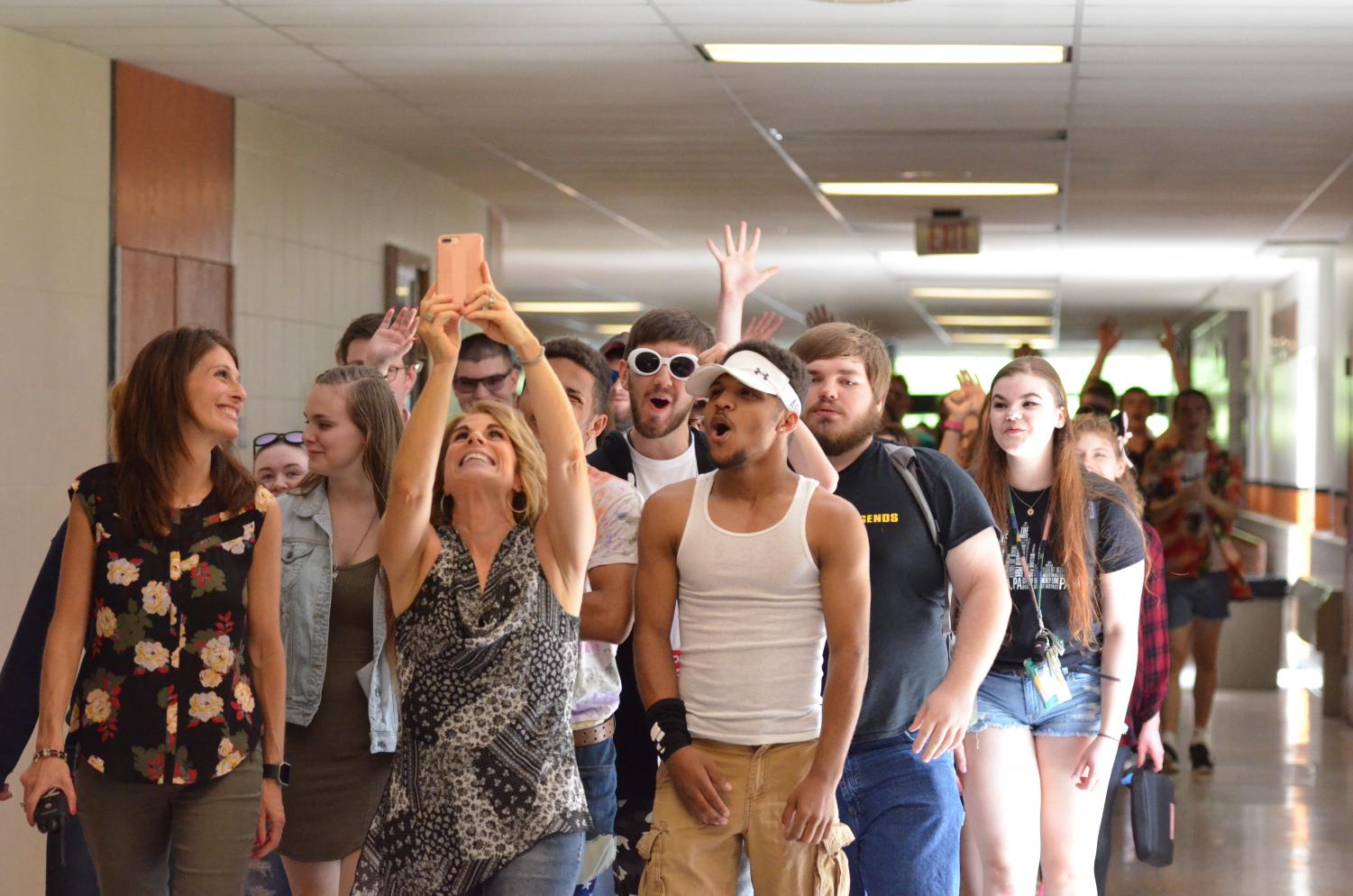 Photo Slideshow Senior Walk 2018 Vol 1 Tyrone Eagle Eye News Photo Slideshow Senior Walk 2018 Vol 1 Tyrone Eagle Eye News