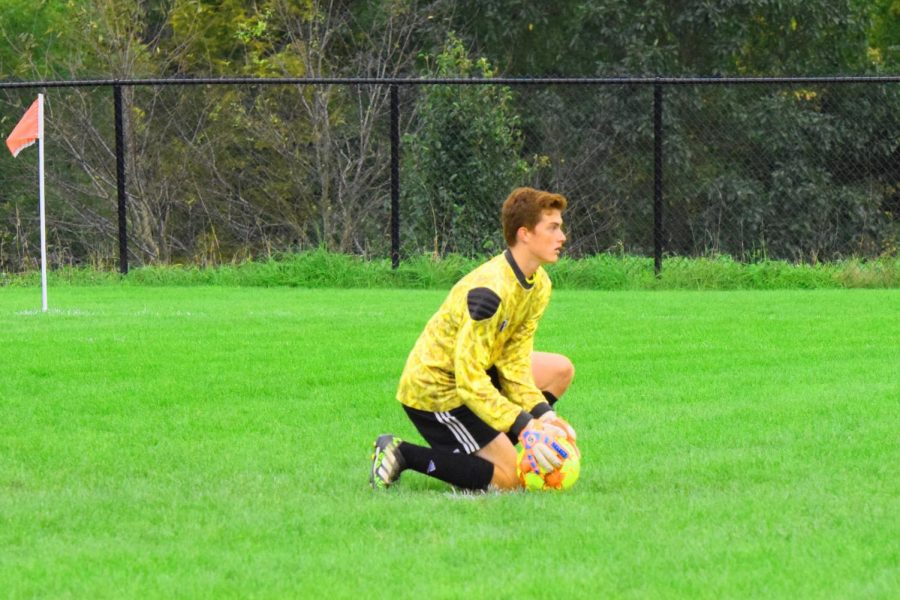 Boys+Soccer+Suffers+a+loss+to+The+Dragons