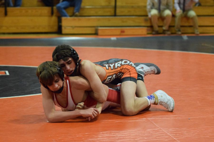 Hunter Walk works his opponent from the top 