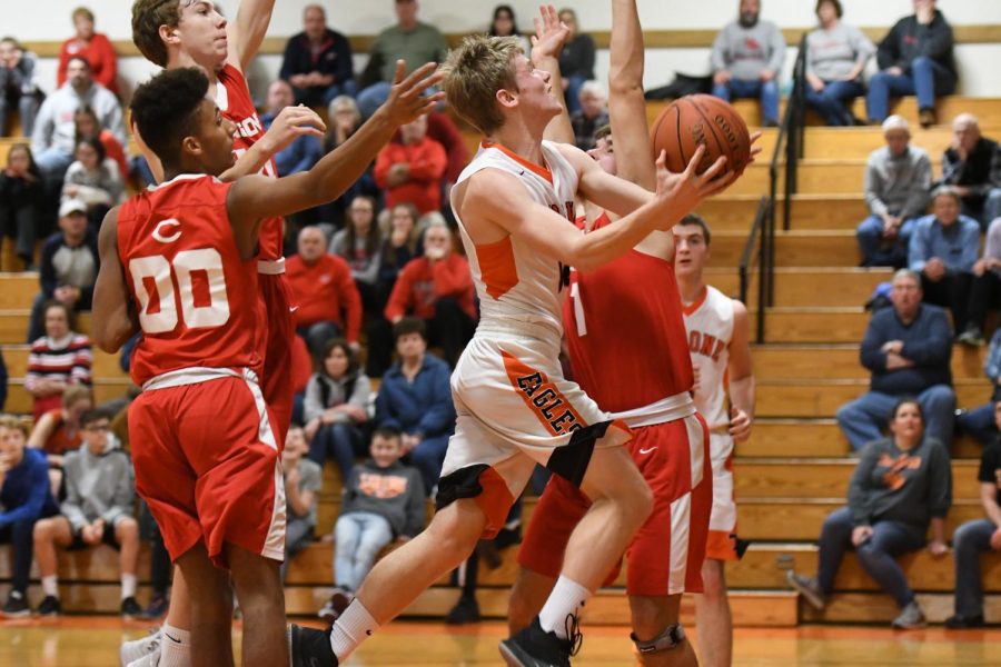 Blaine Hoover goes in for a layup 