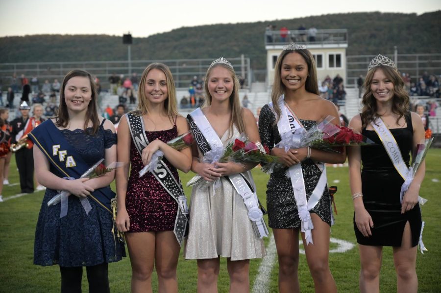 Grace Peterson, Stephanie Ramsey, Princess Maci Brodzina, Queen Jaida Parker, and 2020 Queen Madison Coleman