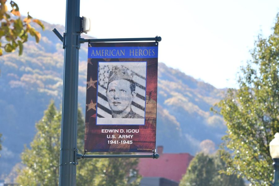 Edwin Igous banner hanging in front of State Farm Insurance on Pennsylvania Avenue