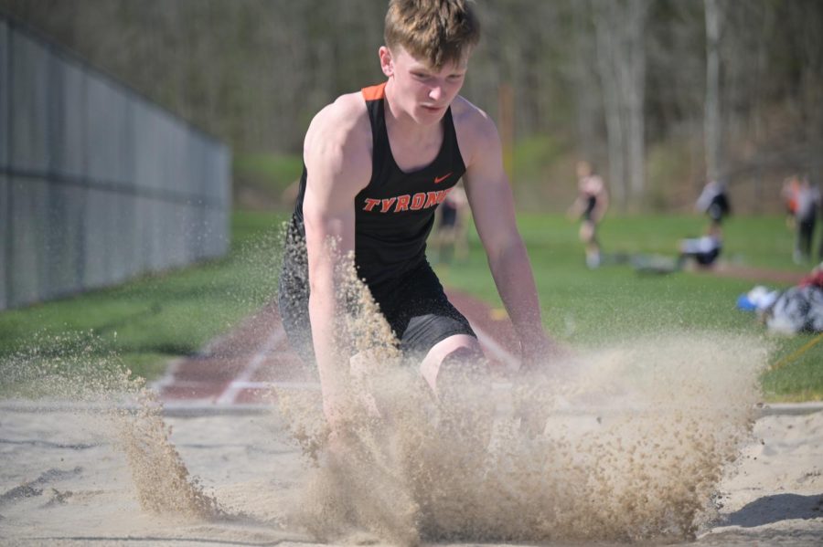 Tyrone Track and Field Teams Sweep Penns Valley