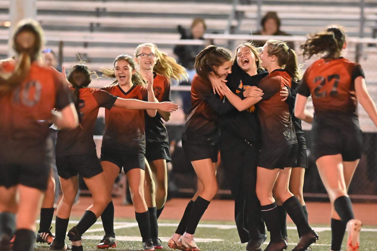 Lady Eagles Soccer Open Playoffs Wednesday at Mansion Park – Tyrone Eagle  Eye News