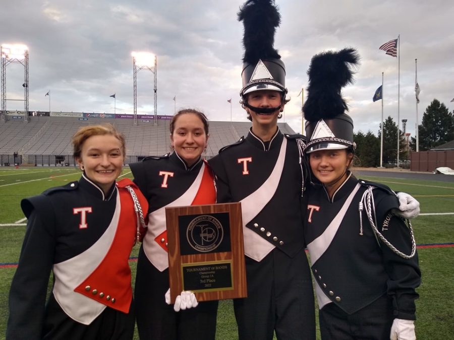 Seniors and Drum Majors hold a 3rd place award.