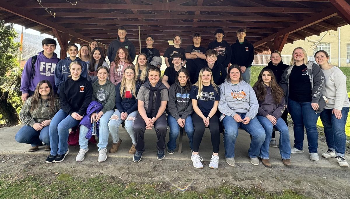 Cedarwood Crew - Tyrone Area FFA Chapter members engage and brightened the lives of Cedarwood residents on March 27, 2024. One-hundred and sixty-two hours of service was completed by 27 students on this day.