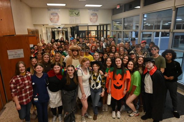 Student volunteers for the 2024 YAN Halloween Event