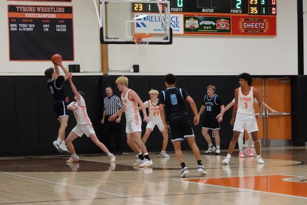 Tyrone defends against Penn Cambria at the annual Holiday Tournament