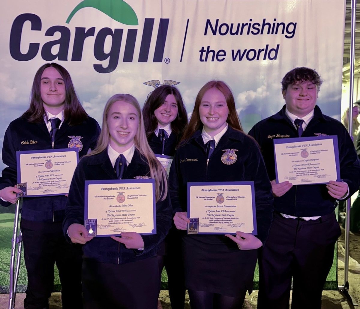 The Keystone Degree Recipients. Caleb Biter, Nora Hoy, Nevaeh Hollabaugh, Sarah Zimmerman, and Logan Harpster 