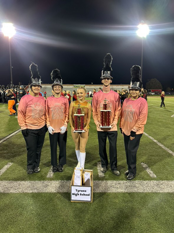 2025 Marching Band Seniors 
From Left to Right: Makayla Briggs, Lily Whited, Lacie Geissinger, Cole Hunter, Lola Brown
Not pictured: Emma Witkamp