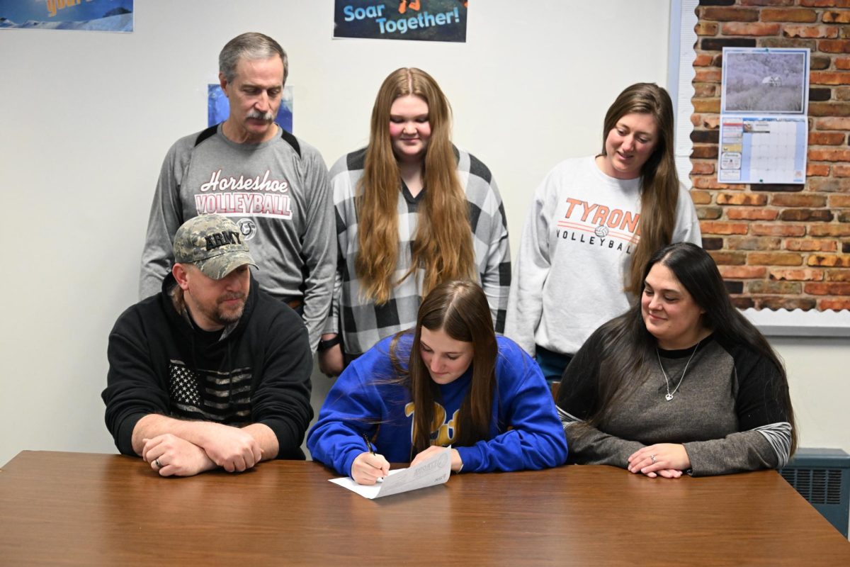 From Left To Right: Coach Bob Oberheim, Maddy Nelson, Coach Alesha Weaver, James Nelson, Kylee Nelson, Lindsey Nelson