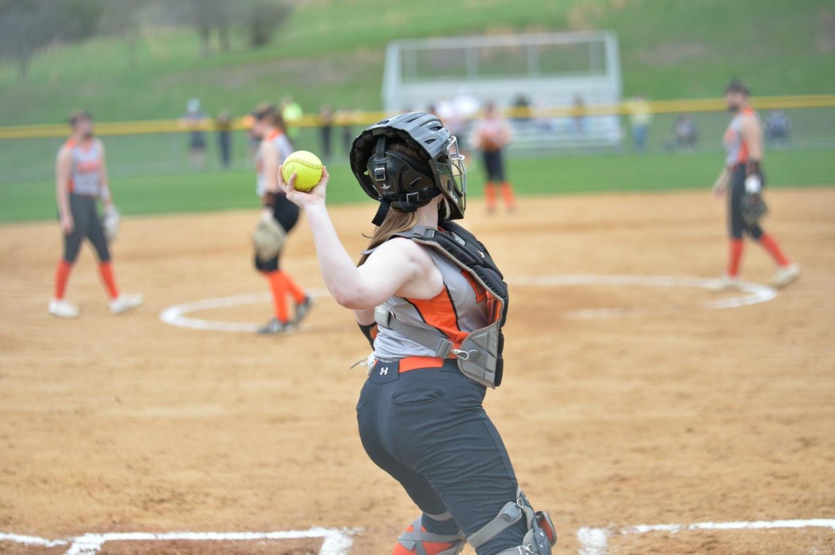 Lady Eagles Take Down Panthers