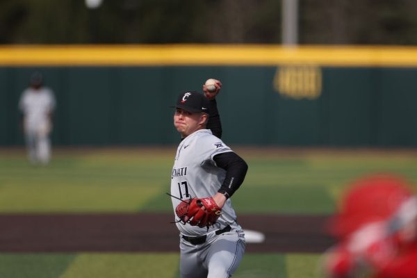 Shultz on the mound for the Cincinnati Bearcats (photo courtesy of Rodney Shultz)