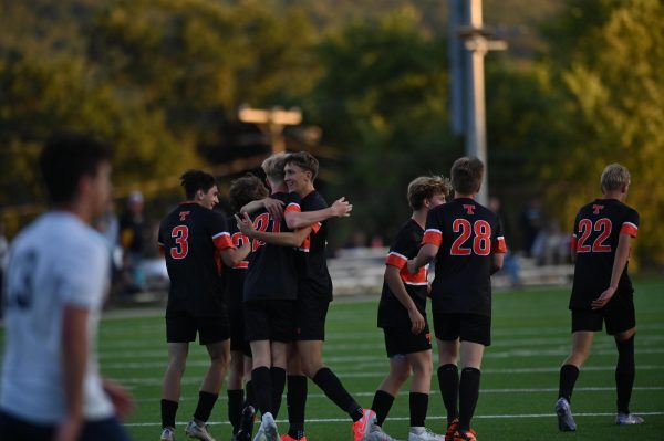 Tyrone Boys Open Season With a Win Over Huntingdon