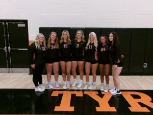 Seniors Bailey Woomer, Elise Volders, Sarila Hensley, Rylan Crowell, Abby Anthony, Raeleigh Oliver, and Sidney Goodwin (Photo courtesy of Rylan Crowell)