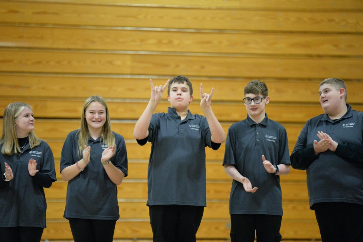 Left to Right: Emma Myers, Aubrey Biter, Gabe Alverson, Tyler Garda, and Cooper Spicer 
