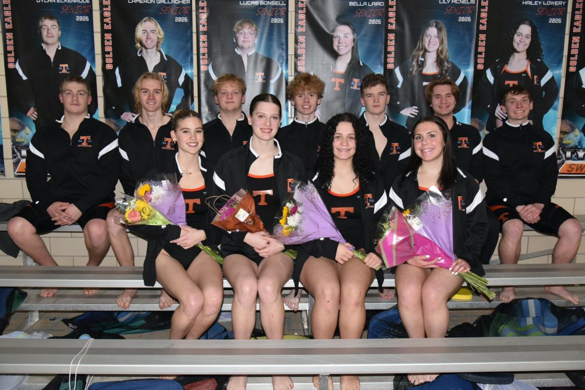 Tyrone Boys Roll 115–42, Girls Narrowly Fall 82–67 on Senior Night