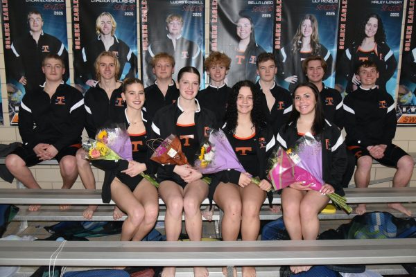 Tyrone Boys Roll 115–42, Girls Narrowly Fall 82–67 on Senior Night