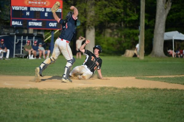 Tyrone Advances to Semifinals with 2-1 win over Huntingdon